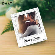 Marco de foto con imán tipo polaroid para regalar a invitados de boda - De moi à toi