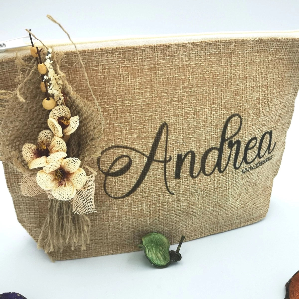 neceser de yute personalizado – detalle sostenible para bodas y comuniones