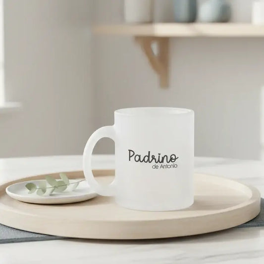 Taza de cristal personalizada para regalar a padrino con nombre estilo minimalista