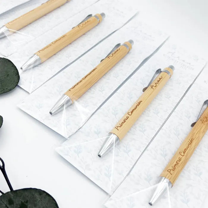 Detalles de celebracion personalizados para pintar y escritura