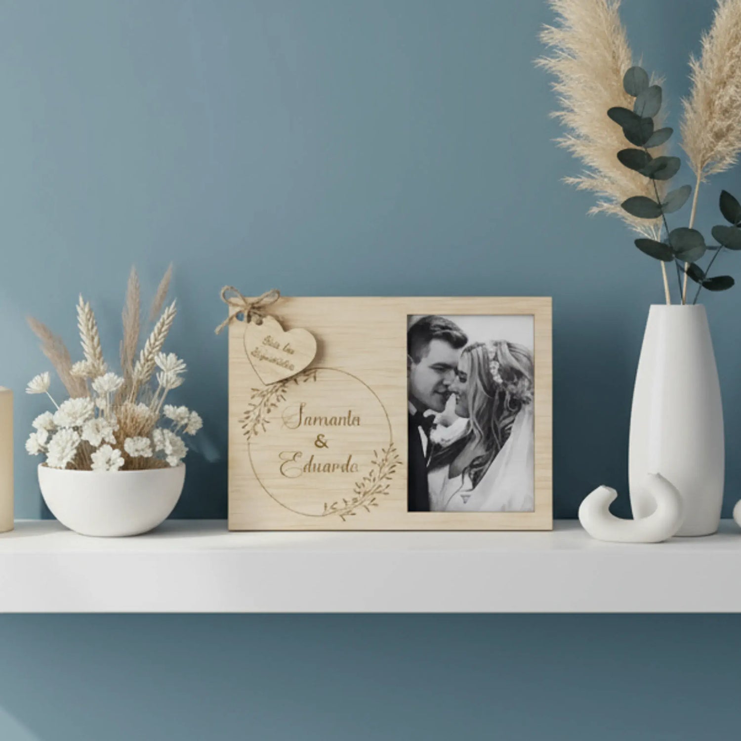 Marco de madera personalizado para regalar a los siguientes