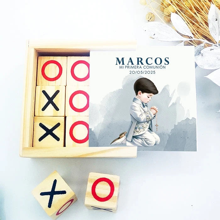 3 en raya personalizado comunión niño rezando, detalle para invitados