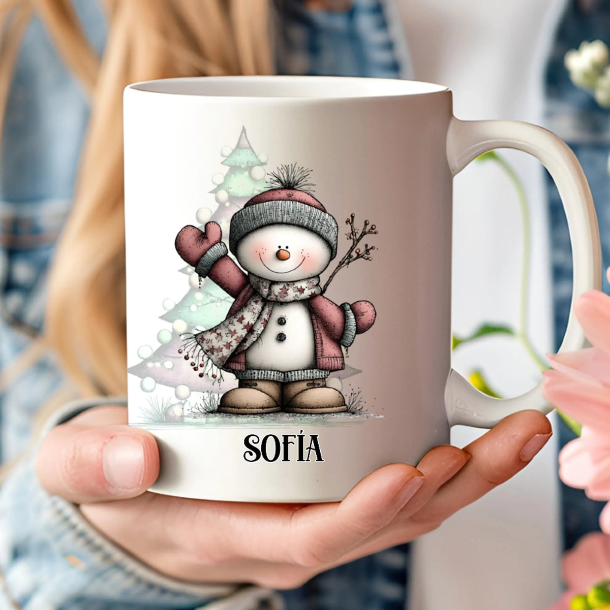 Taza personalizada como regalo original de Navidad con ilustración, nombres y diseño exclusivo