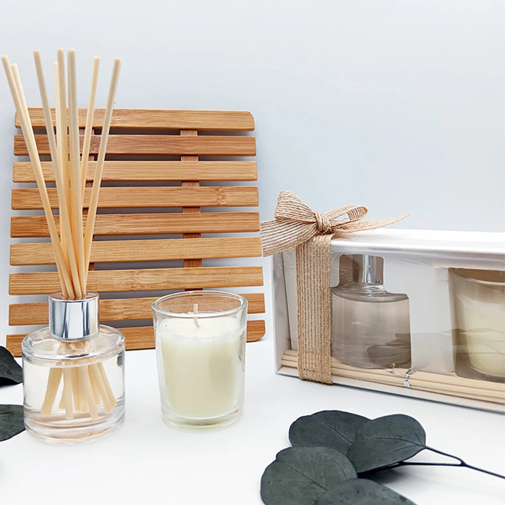 Pack de aroma personalizado con vela y mikado para invitados de boda