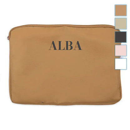 ccesorio sofisticado para el trabajo: portafolios shopper de polipiel con nombre bordado, fabricado en España