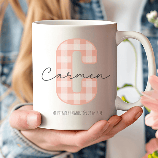 Taza personalizada diseño vichy con inicial editable y nombre