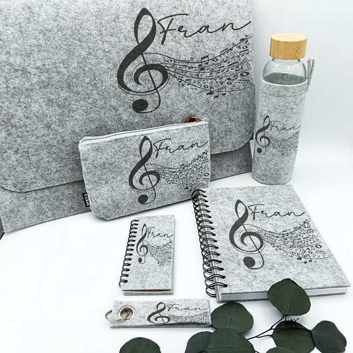 Set de regalo para docente con diseño exclusivo y personalización permanente.