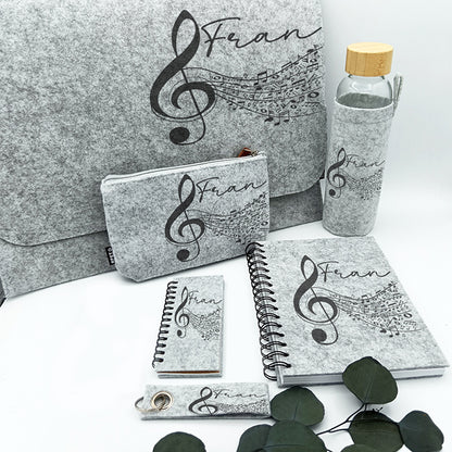 Set de regalo para docente con diseño exclusivo y personalización permanente.