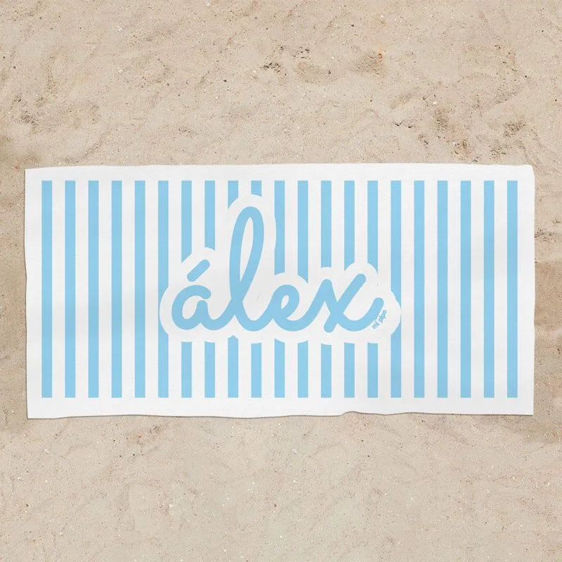 Toalla infantil playa personalizada con nombre estampado