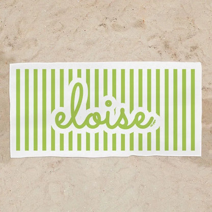 Toalla infantil personalizada con nombre estampado verde playa
