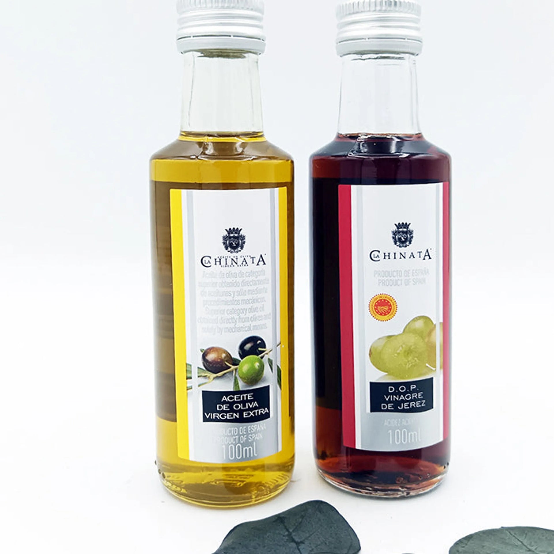 Detalles de bautizo con aceite de oliva virgen extra y vinagre