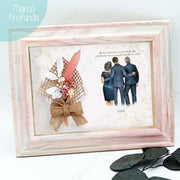 Regalos personalizados ilustración boda en marco con novio y padres, diseño emotivo en estilo premium.
