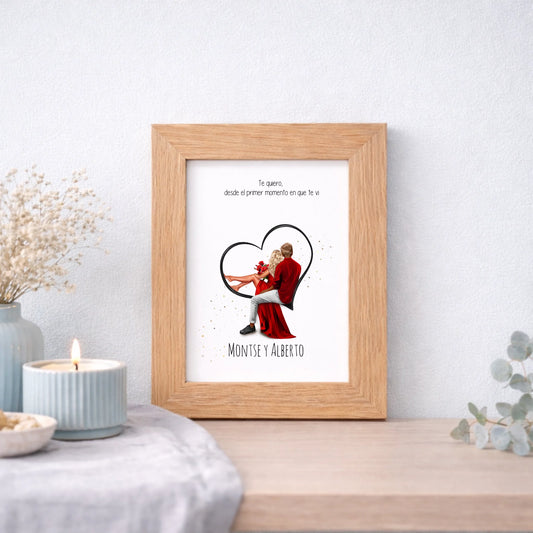 Cuadro personalizado pareja abrazados en corazón – Regalo romántico con ilustración y nombre