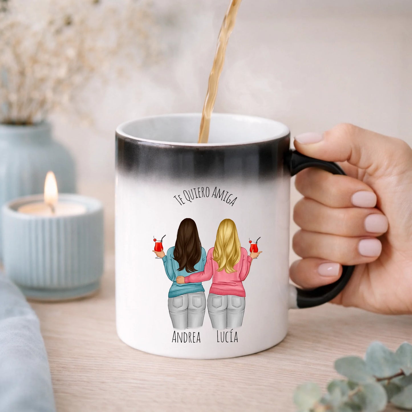 Taza personalizada para amigas y hermanas con nombre – Regalo con ilustración estilo cóctel