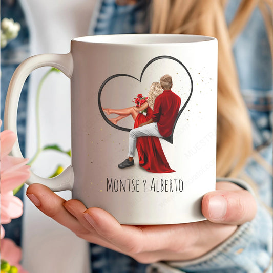 Taza personalizada con ilustración de pareja enamorada