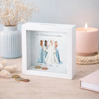 Hucha personalizada para damas de honor y novia con nombre – Regalo con ilustración vestidos (1 a 10 chicas)