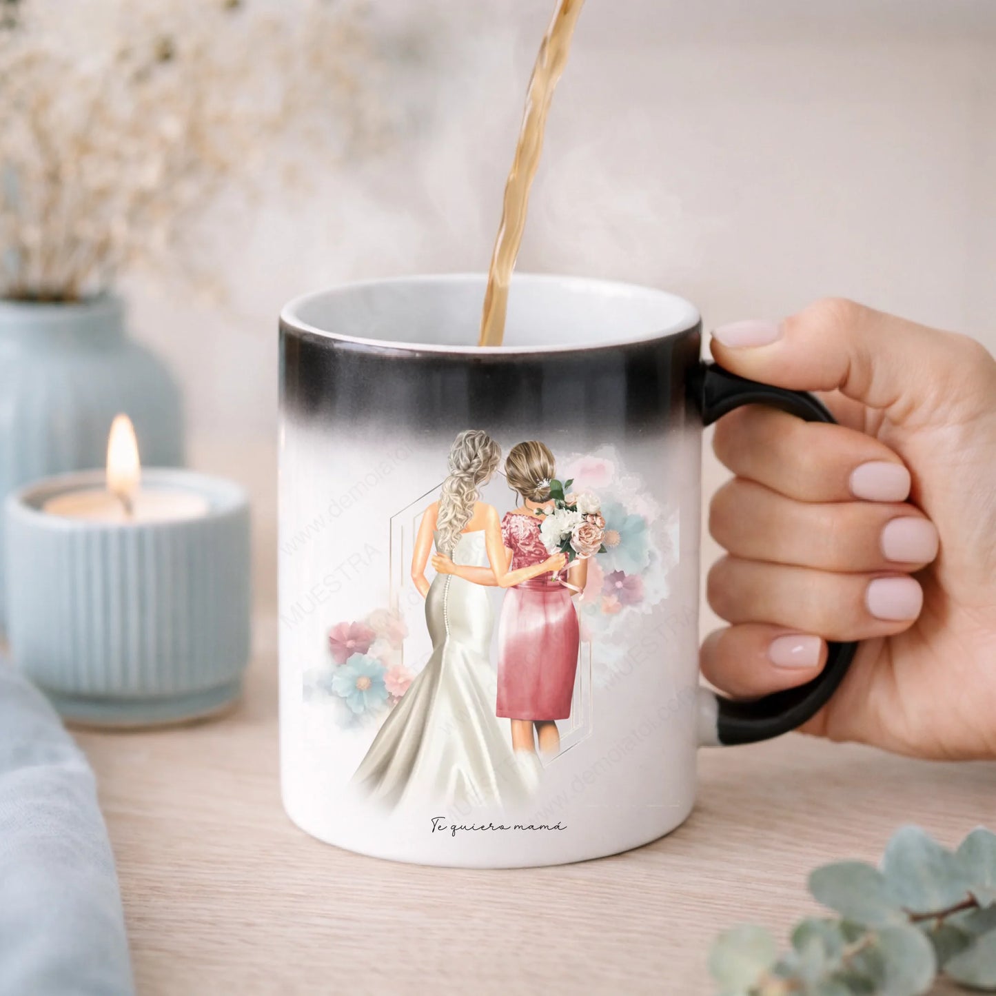 Taza mágica regalo original mamá de la novia