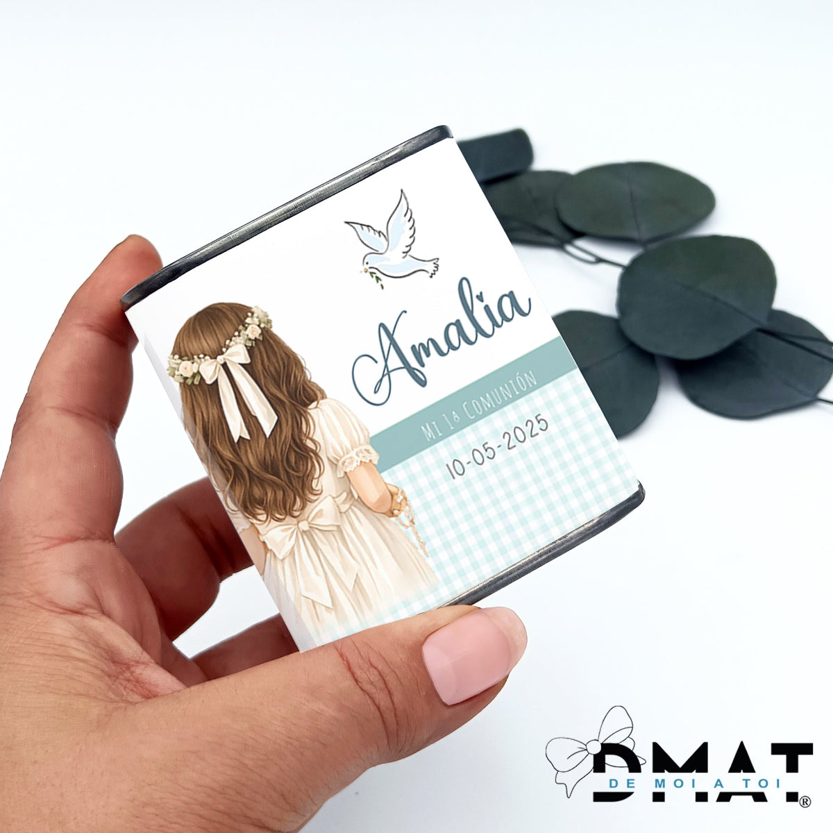Aceite personalizado como detalle gourmet de comunión con muñeca y editor 