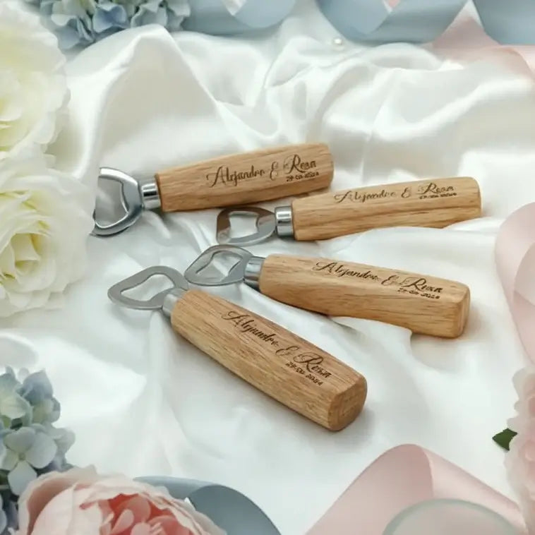 abridor de madera personalizado detalle de boda grabado a láser natural sostenible