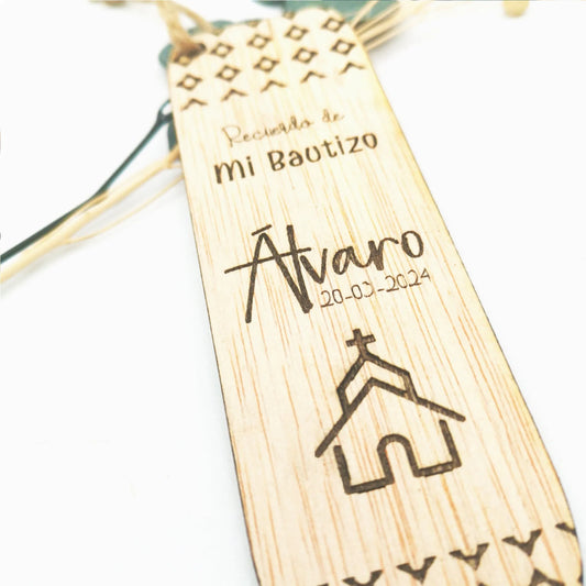 Recordatorio de bebé marcapáginas de madera personalizado
