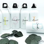 Regalo para invitados infantiles: bidón 400 ml con inicial y nombre