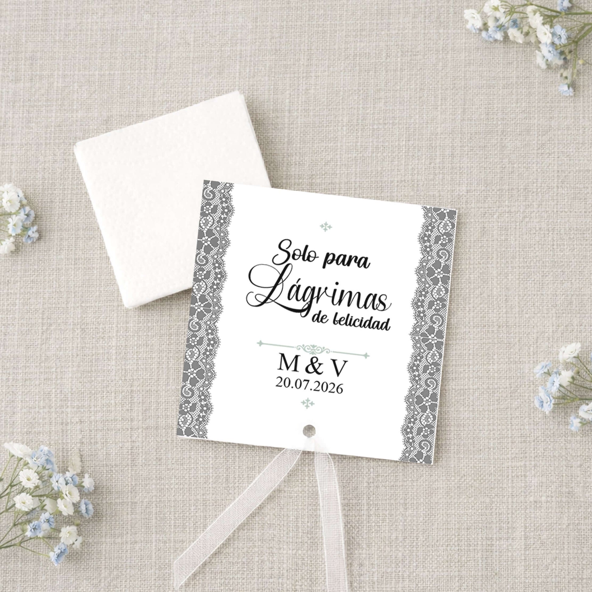 Lágrimas de felicidad con pañuelo económicas para bodas en tonos blanco y negro