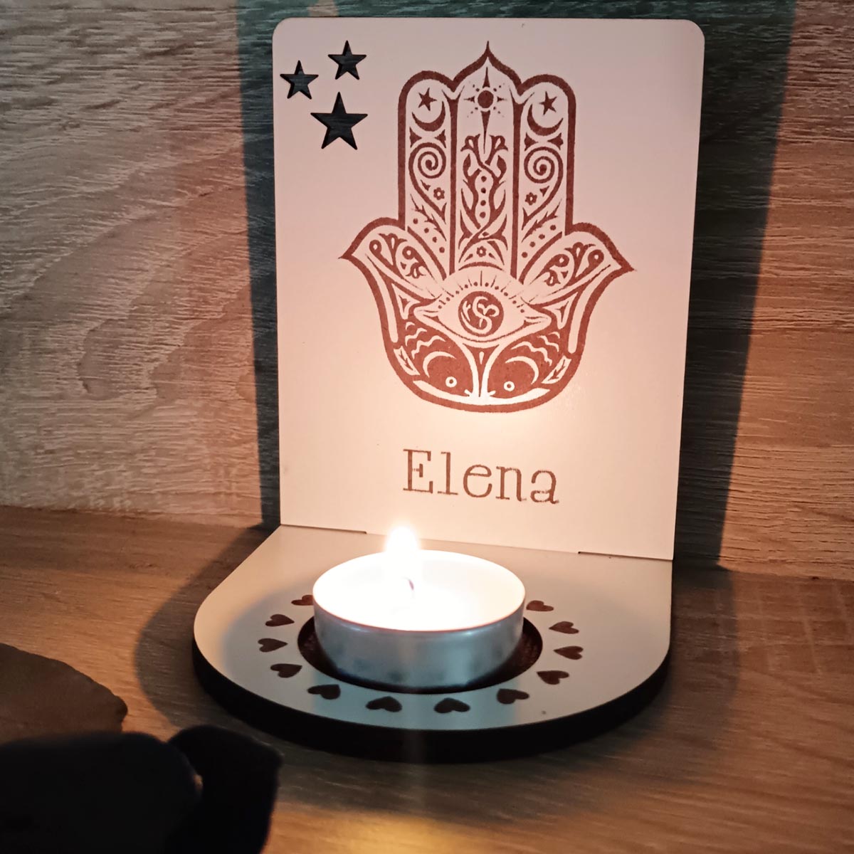 Regalo para mujeres personalizado con mano de fátima. Porta velas de te - De moi a toi