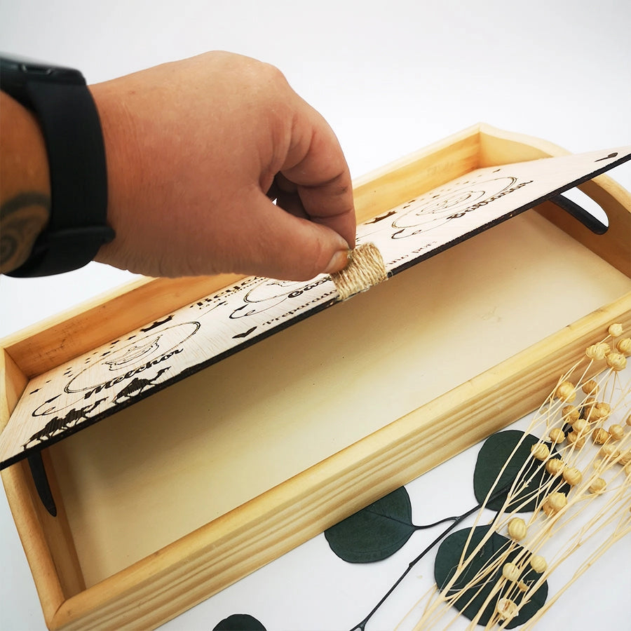 Regalo navideño sostenible con nombre grabado