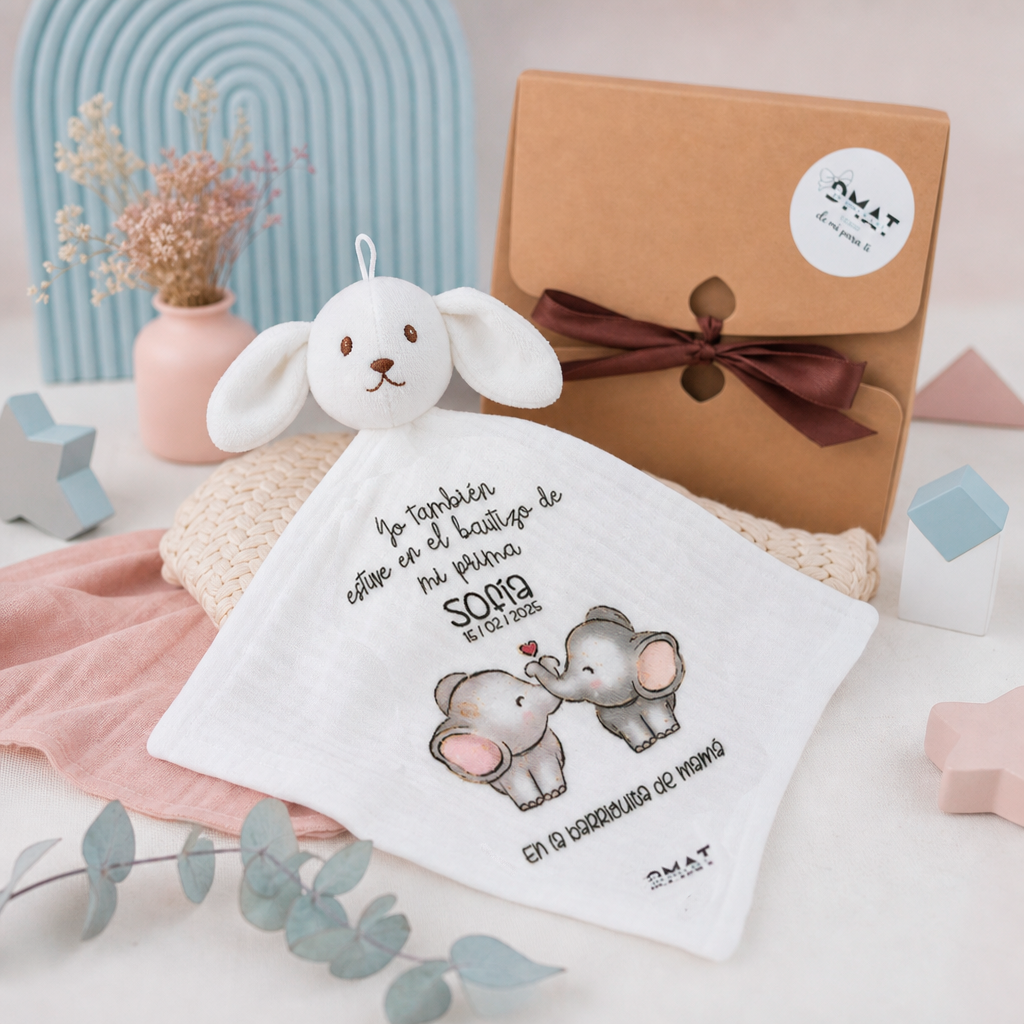 Doudou personalizado regalo invitada embarazada boda recuerdo bebé con nombres novios y fecha