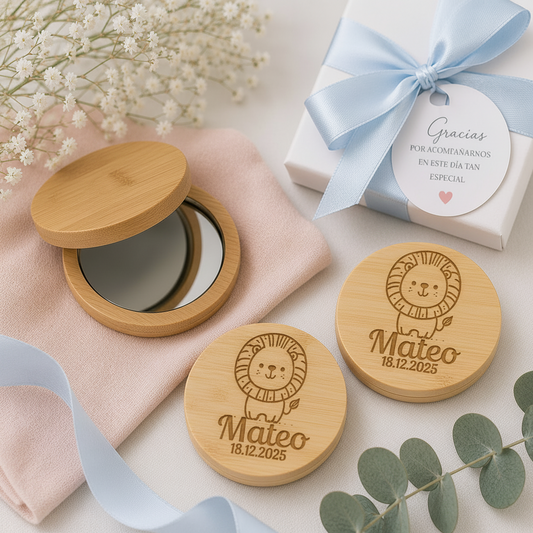 Espejo de bambú personalizado bautizo grabado láser 6cm detalle invitados fabricado en España