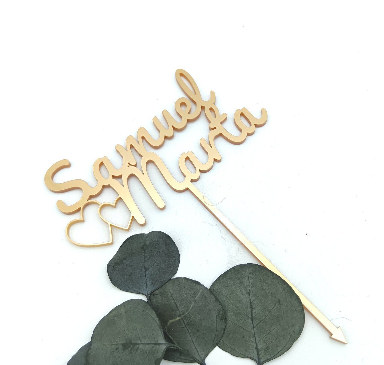 Topper personalizado con nombres para tarta de boda o aniversario – Acrílico oro o madera DM