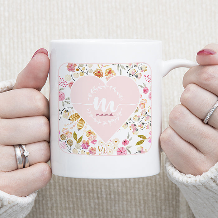 Taza personalizada con diseño floral rosa para mamá