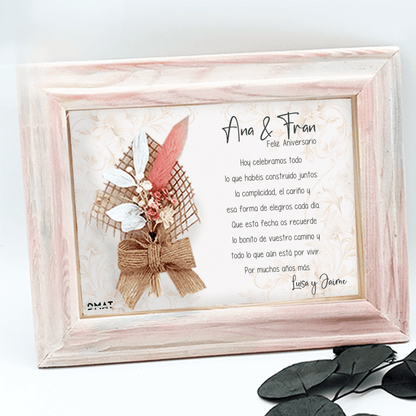 Marco con flores y dedicatoria como regalo original para aniversario