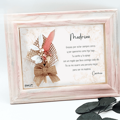 Marco con flores y dedicatoria como regalo original para madrina