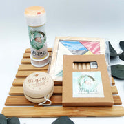 Pack de detalles infantiles personalizado para celebraciones con juegos, actividades y regalos divertidos.