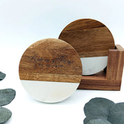 Portavasos de madera con soporte de mármol – regalo boda bautizo comunión