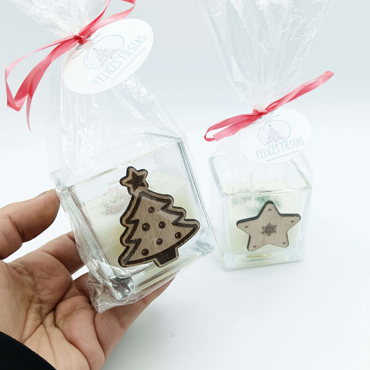 Vela decorada de Navidad con figurita navideña y aroma vainilla, regalos atractivos para navidad y detalles encantadores.