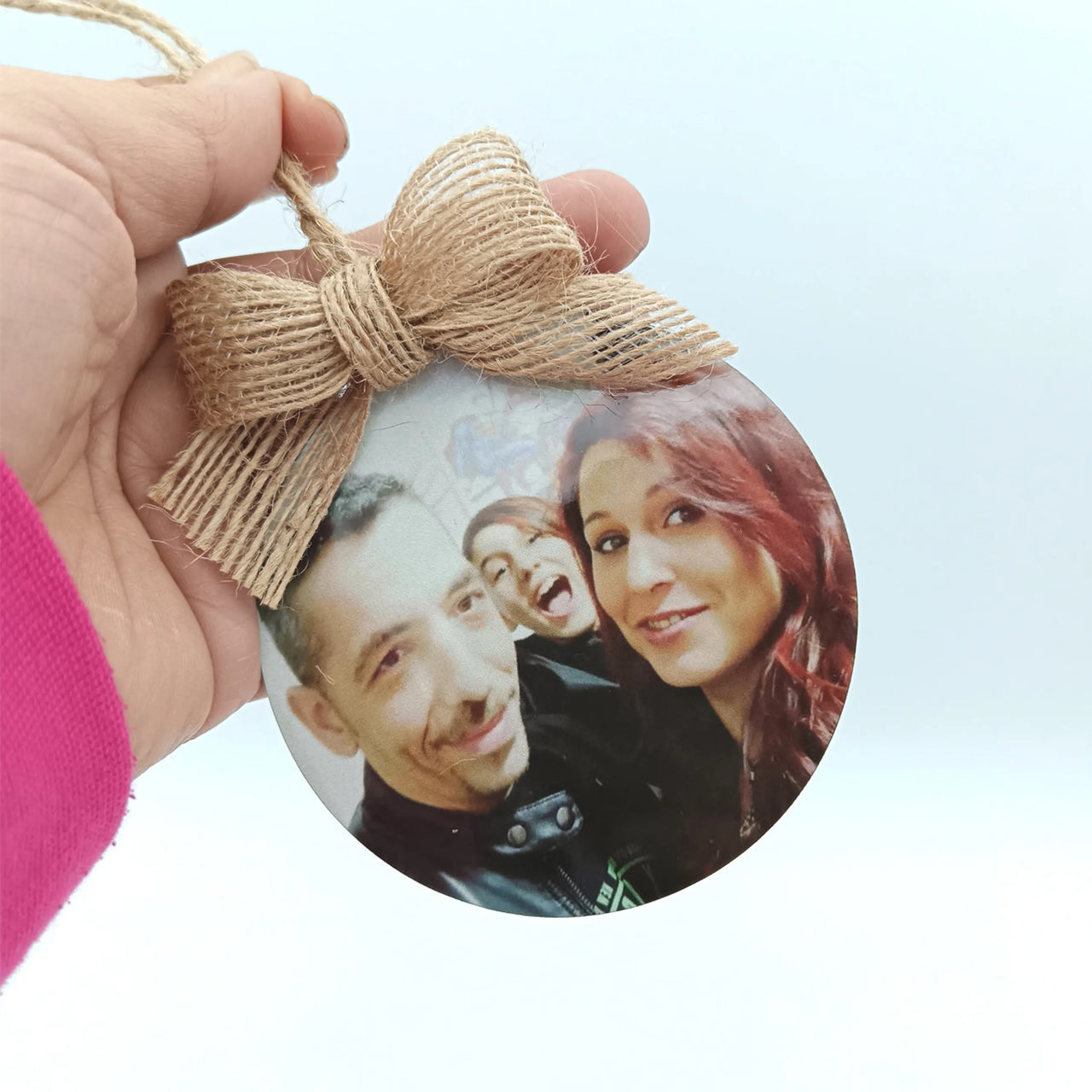 Bola navideña personalizada con foto impresa en madera 