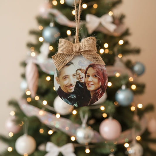 Bola navideña personalizada con foto impresa en madera 