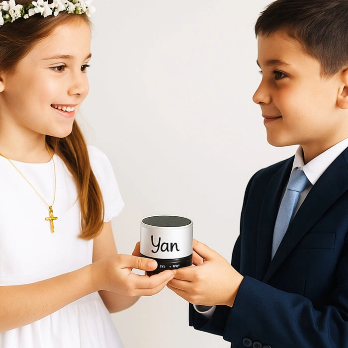 Detalle de invitados adolescentes personalizado con nombre