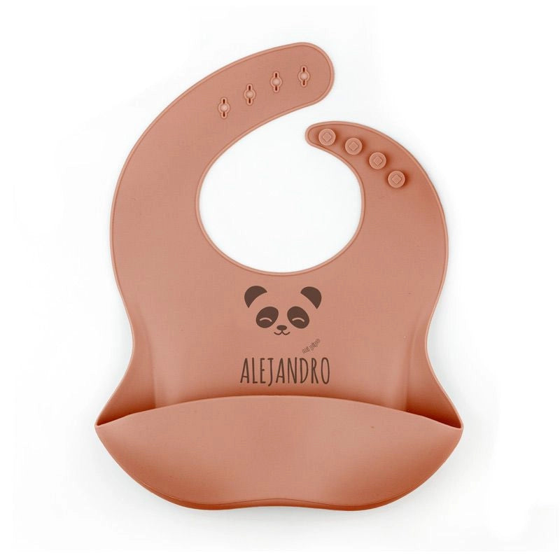 Baberos de silicona personalizados con nombre, resistentes, útiles y elegantes.