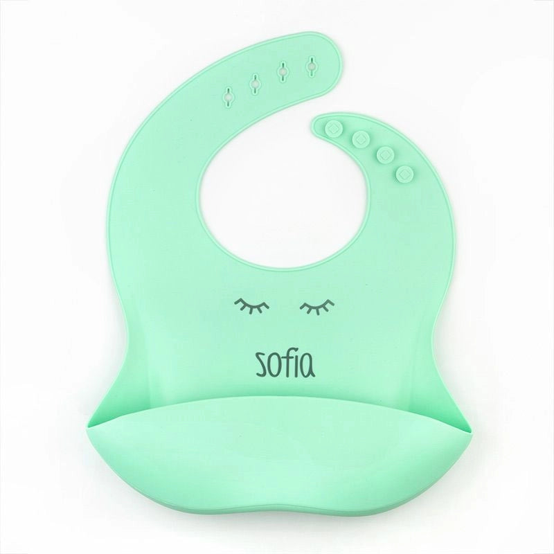 Baberos prácticos de silicona personalizados, con nombre y tonos a elegir.