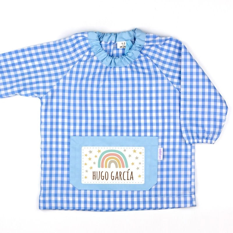 Bata escolar de niño personalizada con nombre para colegio y guardería.