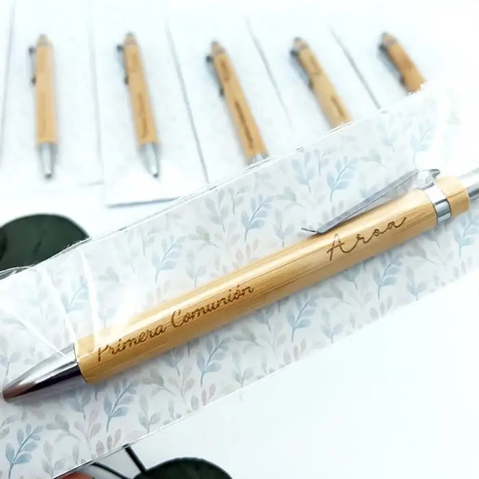 bolígrafo de bambú personalizado grabado con láser – detalle ecológico para invitados