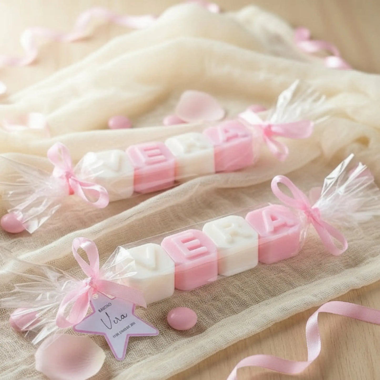 Detalles de invitados de Nombres de jabón bautizo - Regalo original personalizado - De moi à toi