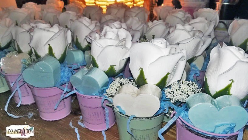 Regalos de invitados hechos a mano para comuniones, bautizos o celebraciones