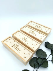 Dominó de madera personalizado como detalle original de invitados y celebración