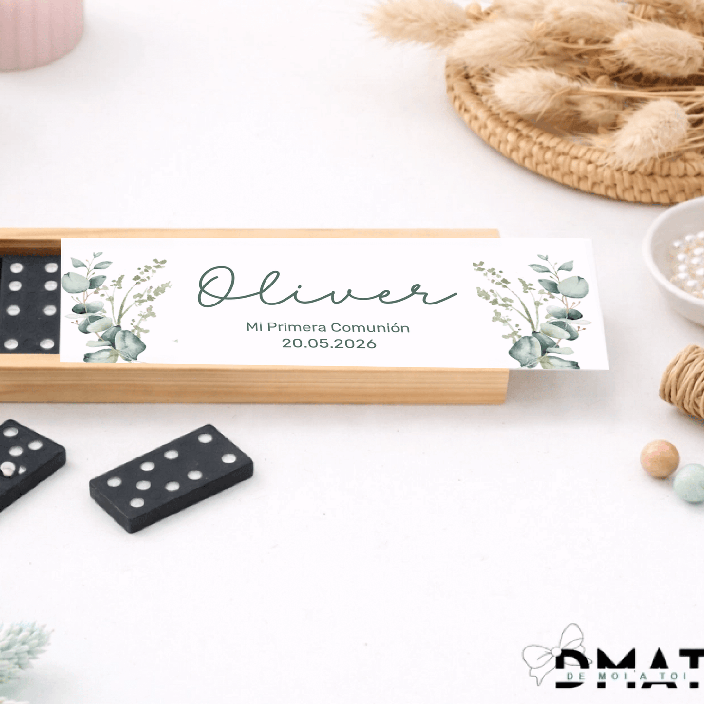 Detalle de invitados personalizado unisex con diseño eucalipto