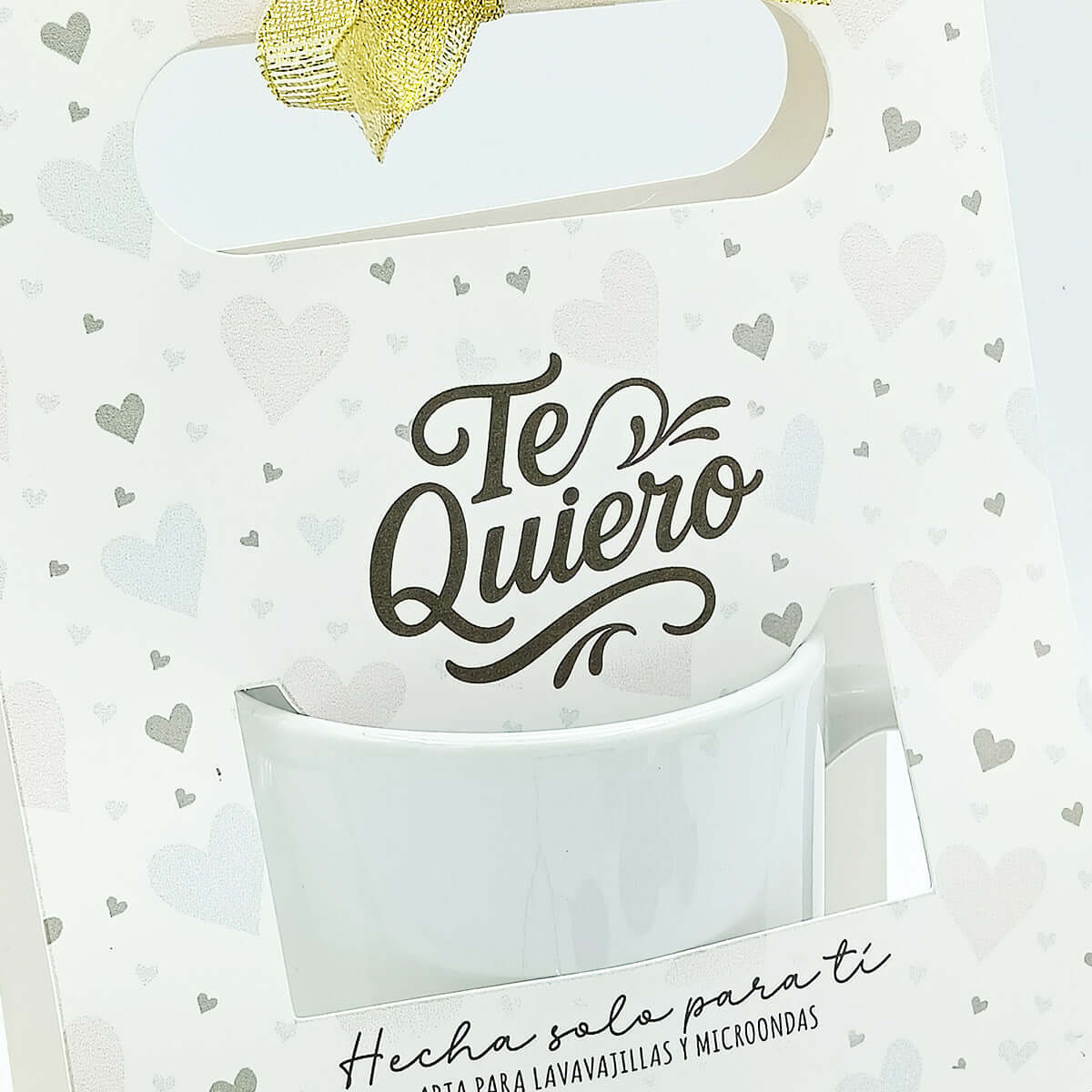 Envoltorio romántico para presentar tazas personalizadas