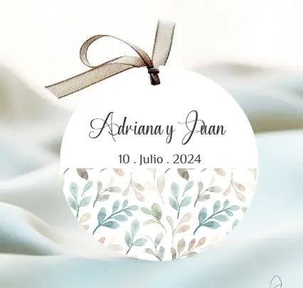 Etiquetas y tarjetas colgantes para regalos de boda bautizo y comunión